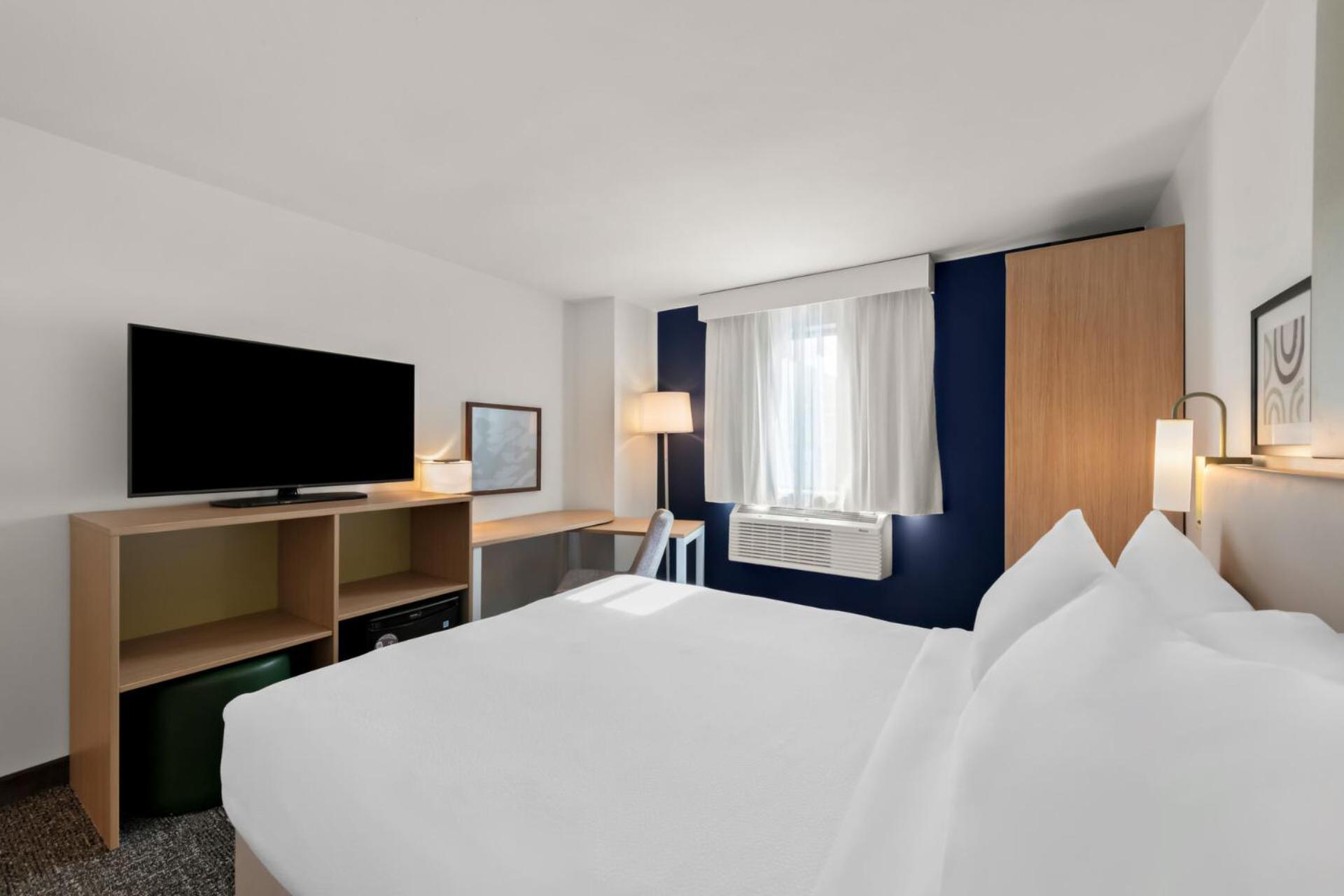 Spark By Hilton Norfolk Eksteriør billede