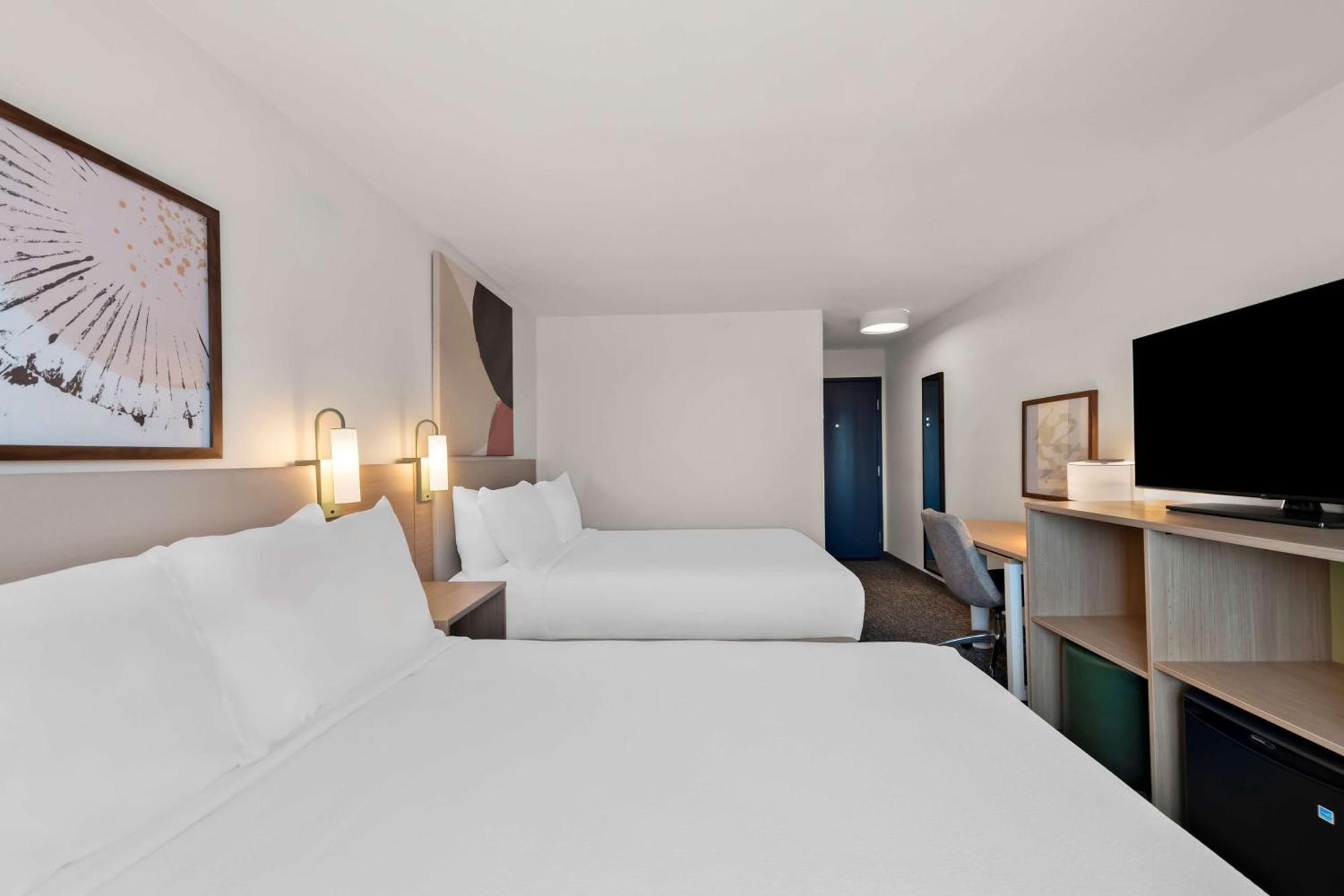 Spark By Hilton Norfolk Eksteriør billede
