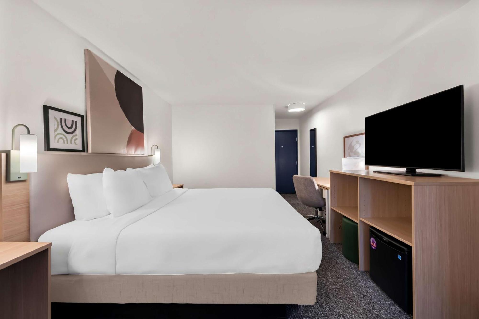 Spark By Hilton Norfolk Eksteriør billede