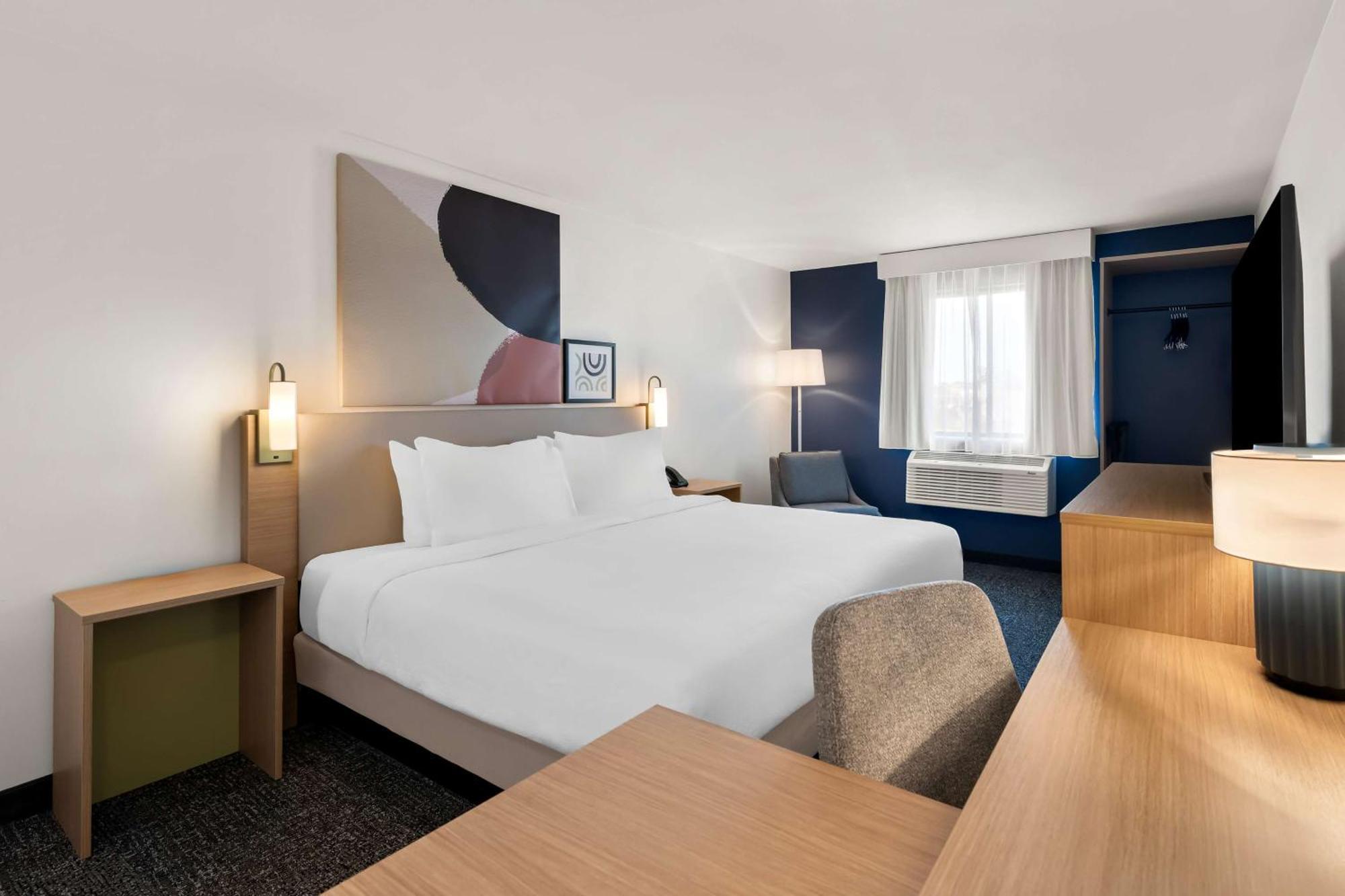 Spark By Hilton Norfolk Eksteriør billede