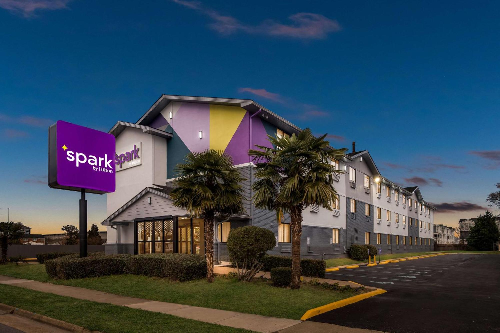 Spark By Hilton Norfolk Eksteriør billede
